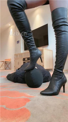 安主】长靴御姐S-胯下辱/碾压狗头/舔脏鞋/喂拉丝口水/脚插嘴-绳艺资源网