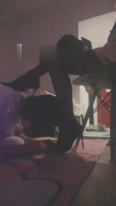 【桃子老师】黑丝高跟恋足调 bf17133_绳艺资料库视频资源下载