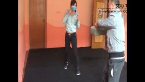 女子大生防狼术演练_绳艺资料库