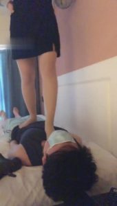 【沁月】肉丝脚全体重踩踏 bf10131_绳艺资料库