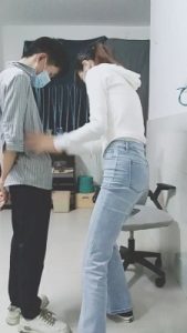 套路直播视频【美娜格格】帆布鞋白袜裸足欺负小奶狗 bf25548_绳艺资料库