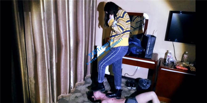 耳光踢裆踩踏暴虐弱小18岁学生狗(4)_绳艺资料库