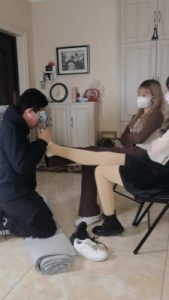 双女神模特踢裆耳光闻脚 YC-220905-3_绳艺资料库