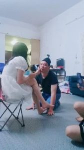 套路直播视频【果儿】双S遛狗骑马/全体重踩踏/超狠踢裆/强迫升水【双视角版】bf26628_绳艺资料库