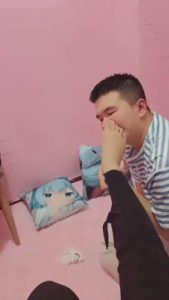 【重庆男神】女仆店开发女工作人员做S bf11588_绳艺资料库视频资源下载