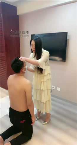【逗逗】胶带捆绑强制吞咽脏东西 bf5810_绳艺资料库