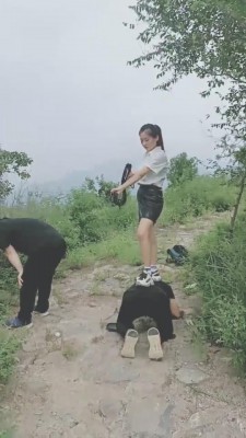 【依然】爬山偶遇劫匪虐成狗【下】 G-210814-9_绳艺资料库视频资源下载