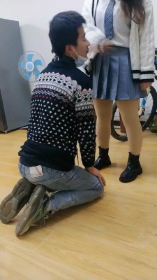 【一璇】家奴打扫卫生素人表弟突然客串当狗【双视角版】  JS22122701_绳艺资料库