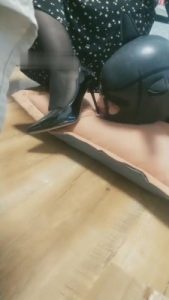 【情侣月儿】像狗一样的爬过来【完整版】 bf8134_绳艺资料库视频资源下载