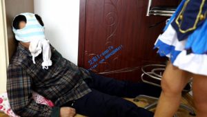 【奕潇】脚尖跳踩强迫舔内裤的污渍_绳艺资料库