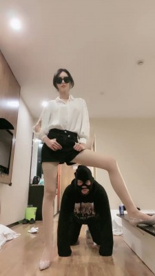 套路直播视频【虞姬】闺蜜入圈性感调/高跟鞋全体重踩踏 bf25463_绳艺资料库