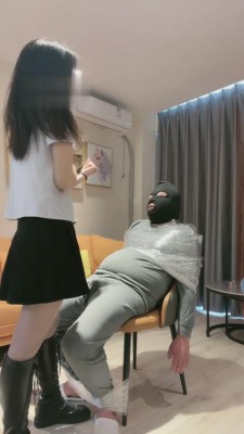 【晚晚S】剧情-jk学生智取偷衣贼 bf10220_绳艺资料库视频资源下载