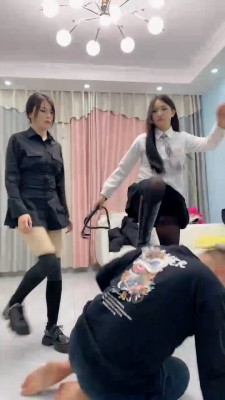 【君舞女王】双S-精神小妹虐打踩踏 bf22330_绳艺资料库