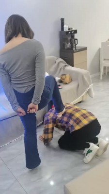 套路直播视频【紫烟】五花大绑强制加官窒息/全体重踩踏【双视角版】 bf24644_绳艺资料库