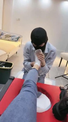 【初见】醉酒口水喂养贱狗/闻舔臭脚 bf20341_绳艺资料库视频资源下载