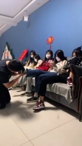 【精神小妹】4S素人学生暴力踢踹/非人虐打/转胯踩踏 bf27267_绳艺套路直播视频资源网