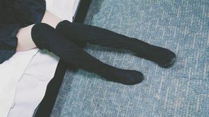 跪舔琪琪的长筒靴脏鞋底_绳艺资料库