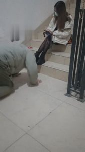【开发素人】极品黑丝美女首次楼梯tj bf4872_绳艺资料库视频资源下载
