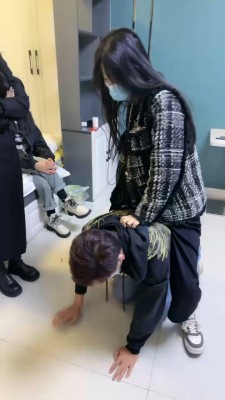 套路直播视频【精神小妹】精彩-素人学生主群调粉丝狗 bf24118_绳艺资料库