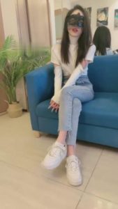 【KIKi】超刺激摄影师约拍偷闻鞋被发现 bf6578_绳艺资料库视频资源下载