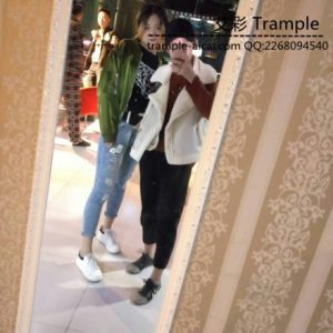 办公桌下的浅踏黑丝脚_绳艺资料库