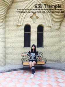 剧情美女休闲板鞋羞辱踩踏偷鞋贼_绳艺资料库