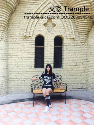 剧情美女休闲板鞋羞辱踩踏偷鞋贼_绳艺资料库