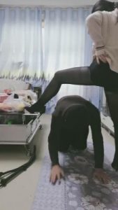 【天水女王】原味黑丝袜羞辱老公 bf5724_绳艺资料库视频资源下载