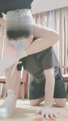 【妮蔻】小白鞋脏棉袜气味羞辱 bf15186_绳艺资料库视频资源下载