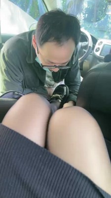 【杭州cc】车里高跟丝袜诱惑恋足调教_绳艺资料库视频资源下载
