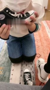 【奈奈生】舔女友的各种脏鞋  JS22100701_绳艺资料库视频资源下载