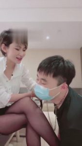 【娜美S】黑丝御姐耳光+圣水虐 bf15977_绳艺套路直播视频资源网