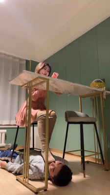 套路直播视频【年华S】网红素人主播长靴肉丝全体重踩踏 bf24012_绳艺资料库