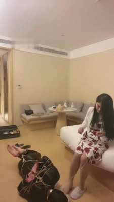 【盈盈】继母超强捆绑囚禁 bf15095_绳艺资料库视频资源下载
