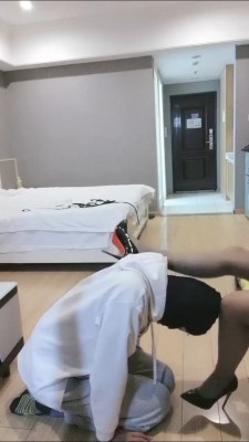 套路直播视频【婉婷】高跟灰丝踩虐/鞭打 bf26739_绳艺资料库