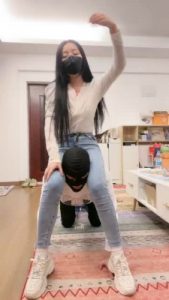 套路直播视频【奈奈生】艺校女神骑马/小白鞋白袜踩/喝圣水 bf24845_绳艺资料库