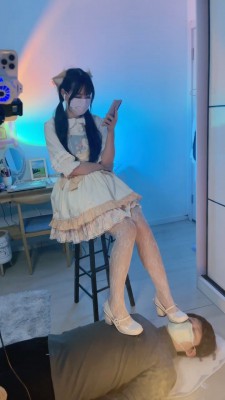 【礼礼大大】萝莉主无视脚底直播 bf19866_绳艺资料库
