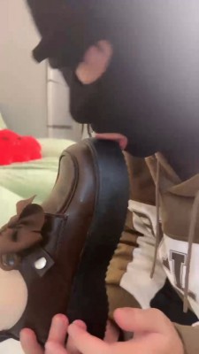 套路直播视频【素人星探】开发素人萝莉闻舔肉丝【双视角版】 bf24520_绳艺资料库