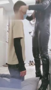 【韩韩】喜欢偷原味袜子的邻居 bf845_绳艺资料库视频资源下载