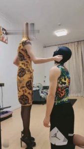 【暴力美学】旗袍女主暴力打肌肉男/踩踏呕吐物 bf16809_绳艺资料库视频资源下载