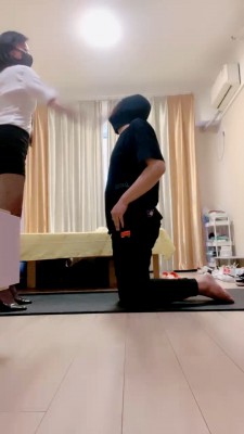 套路直播视频【小妮】强制灌圣水/骑马/重度耳光/黑丝高跟踩 bf25775_绳艺资料库