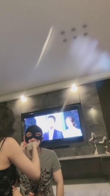 【歌迪丝】胶带窒息-臭脚熏晕 bf5127_绳艺套路直播视频资源网