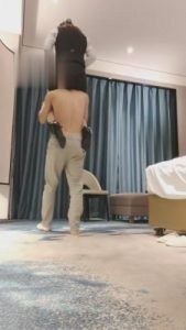 【芒果】深喉全体重踩踏 bf4442_绳艺资料库视频资源下载