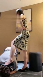 【简一】旗袍女主虐打00后奶狗 bf17326_绳艺资料库视频资源下载