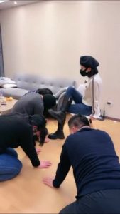 套路直播视频【维妮】剧情-去男友家见父母【续集】 bf25000_绳艺资料库