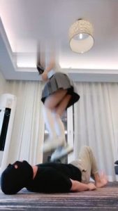 【风吟女神】JK短靴白丝全体重踩踏 bf17990_绳艺资料库视频资源下载