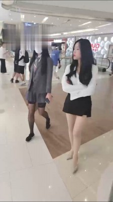 【药神】超精彩-商场公开处刑/路人围观 bf13875_绳艺资料库视频资源下载