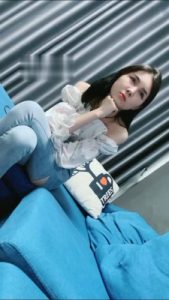 【狗哥】开发脏臭运动鞋素人小姐姐 bf16765_绳艺资料库视频资源下载