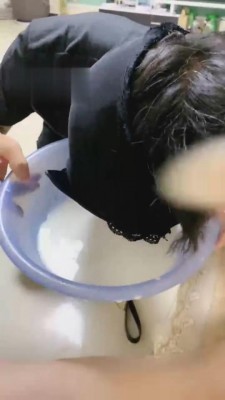 【浮华】后妈虐待狗儿子 bf1210_绳艺资料库视频资源下载
