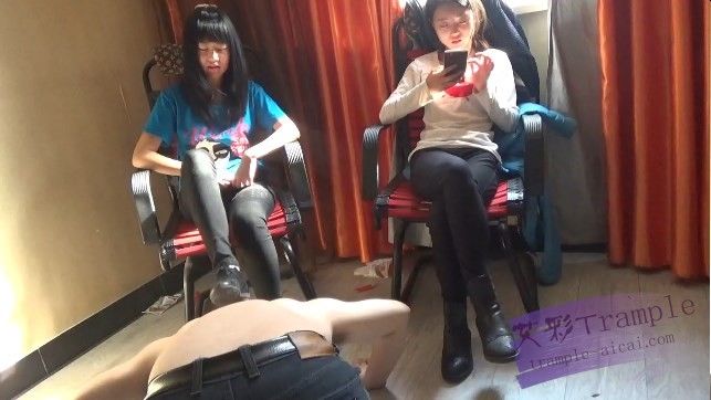 皮皮带新人踩踏_绳艺资料库